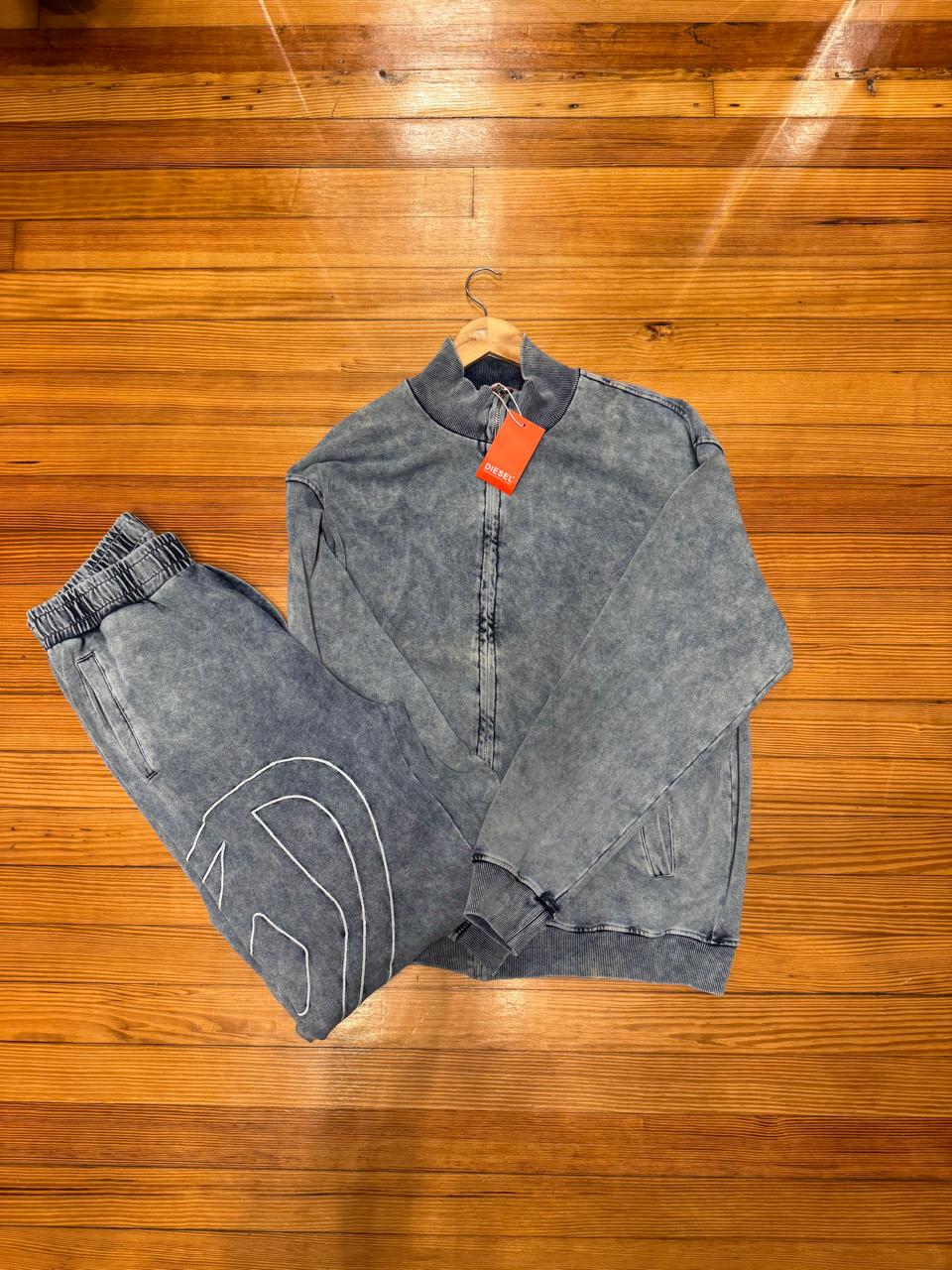 Conjunto Diesel azul