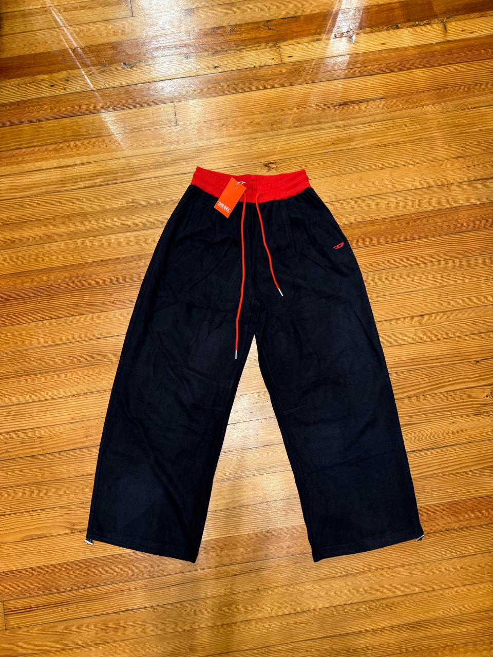 Pantalón mujer Diesel